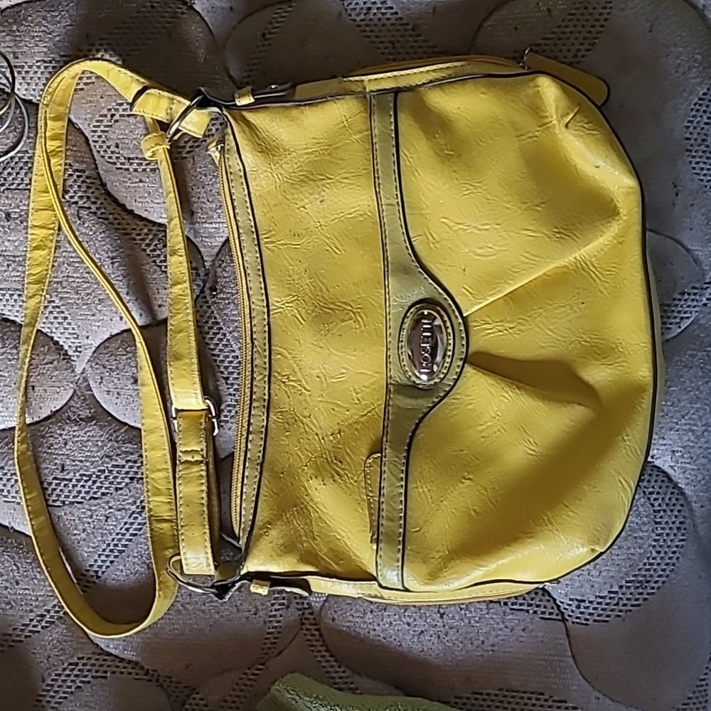 Rosetti yellow purse